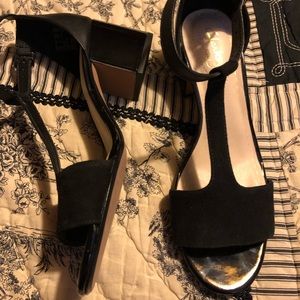 Clark’s Tstrap chunky heels